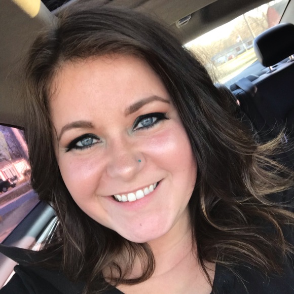 Meet your Posher, Destiny - Picture 1 of 1